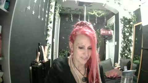 SaucySky online show from May 15, 11:29 pm