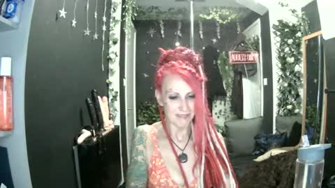 SaucySky online show from June 26, 10:55 pm