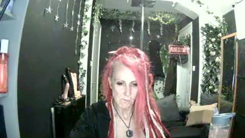 SaucySky online show from June 18, 10:14 pm