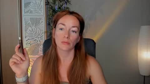 save the qween online show from June 18, 7:10 am