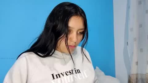 Snapshot of sayuce_black chatting on December 3, 3:18 am sayuce black online show from December 3, 3:18 am