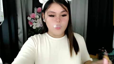 Scarlet online show from March 12, 1:08 am