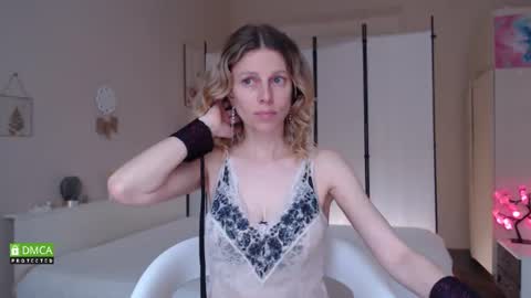 scarlet_sweety online show from June 21, 5:28 pm