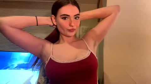 scarletbean online show from January 27, 10:38 am