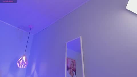 Scarlet  online show from January 8, 5:44 am