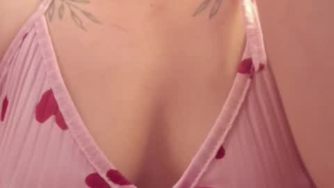 Scarlet  online show from January 17, 5:37 am