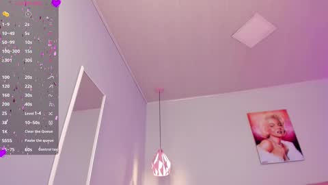 Scarlet  online show from February 26, 4:30 am