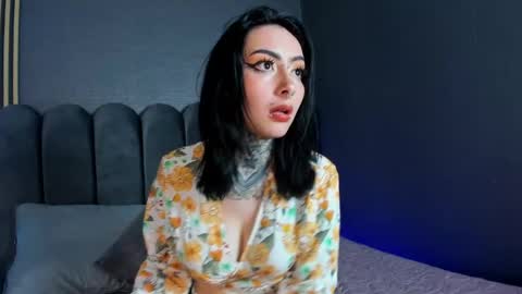 Scarleth online show from April 22, 2:52 am