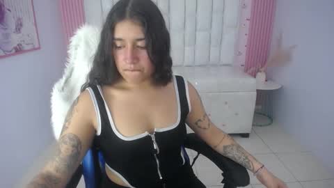scarleth_sweet_s online show from January 16, 9:11 pm