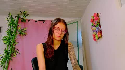 Denis online show from May 26, 2:22 am