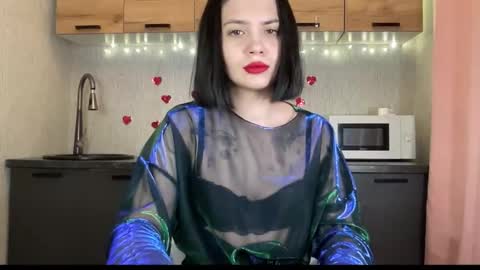 scarletpetal online show from February 9, 1:24 pm