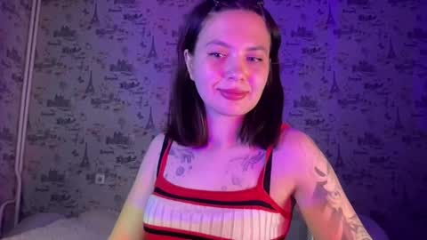 scarletpetal online show from October 15, 10:51 am