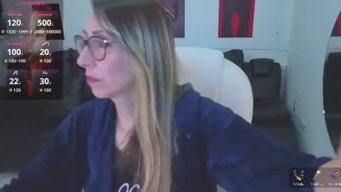 Scarlett online show from June 19, 11:46 am