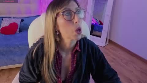 Scarlett online show from June 18, 11:37 am