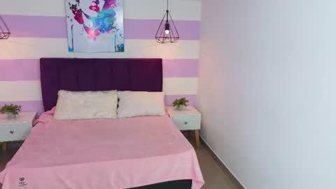 Scarlett online show from August 3, 1:39 pm