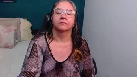 Scarlett  online show from May 4, 9:35 am