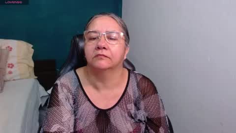 Scarlett  online show from May 9, 9:33 am