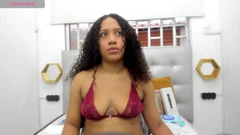 scarlett_fox20 online show from October 1, 11:04 am