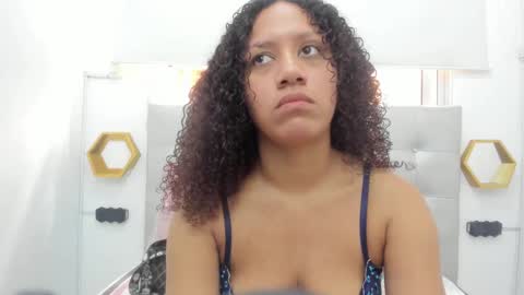 scarlett_fox20 online show from September 12, 2:24 pm