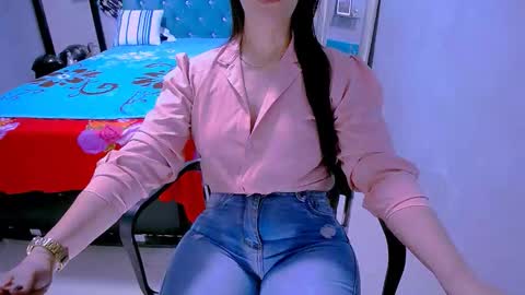 scarlet online show from March 15, 3:58 pm