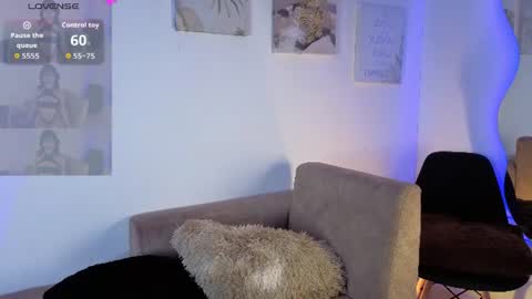 Scarlett   online show from July 16, 4:11 pm