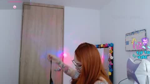 Scarlett  online show from August 5, 11:00 pm