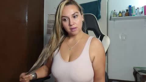 Scarlett online show from April 29, 5:30 pm