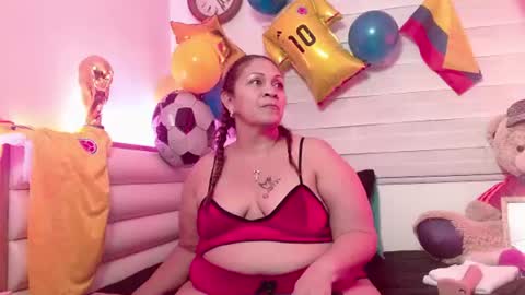 scarlettbooty online show from June 14, 11:43 am