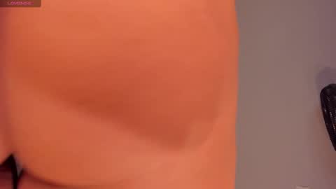 Snapshot of scarlettboss_ chatting on October 4, 12:44 pm scarlettboss_ online show from October 4, 12:44 pm