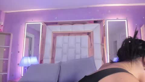 Scarlette  online show from July 3, 3:23 am
