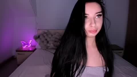 scarlettjakobs online show from June 22, 5:15 am