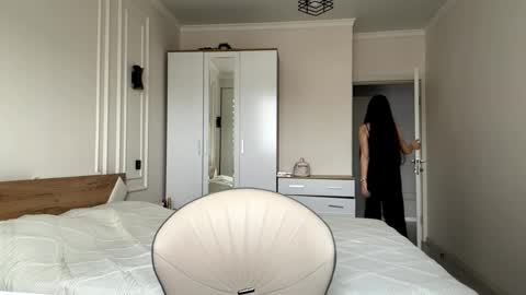 Selin online show from April 11, 7:56 am