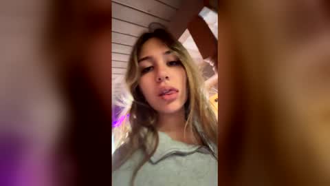 scarlettvoss1 online show from March 27, 7:03 pm