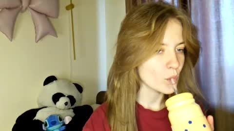 Elsa online show from June 26, 10:27 am