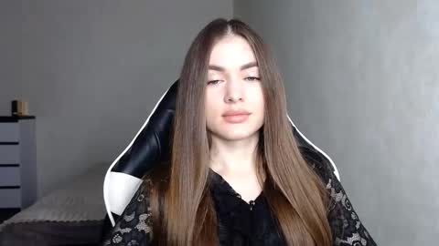 scratc_h online show from December 1, 3:04 pm