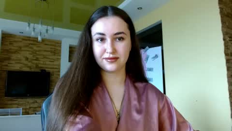 Elizabeth  online show from May 18, 7:14 am