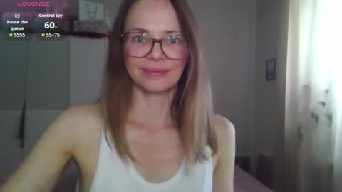 SEA Dream online show from March 10, 4:27 am