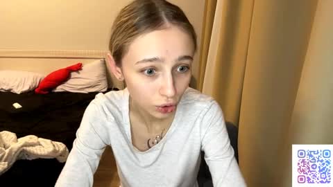 Kate online show from May 3, 9:40 pm