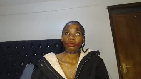 sebatrishaa online show from October 31, 4:44 pm