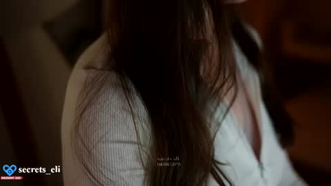 Eliz online show from August 4, 7:42 pm
