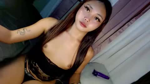 Im shy online show from December 13, 7:53 pm