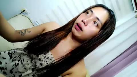 Im shy online show from March 4, 9:10 pm