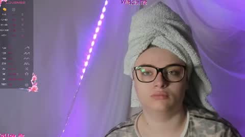 seductive_she_wolf online show from June 21, 7:23 am