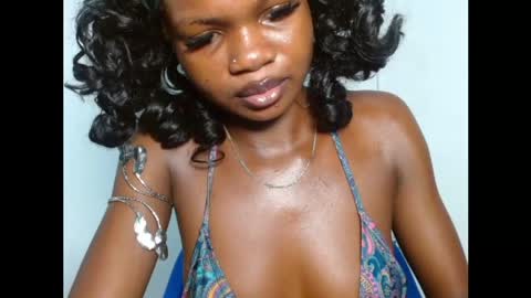 seductive_sugar247 online show from April 21, 2:51 am