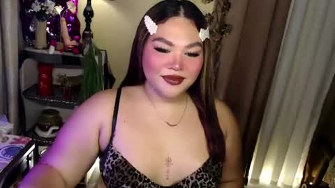 seductivecurvesxxx online show from July 13, 6:19 pm