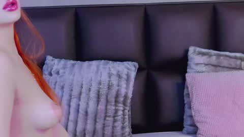 SelenaHanson online show from February 28, 1:15 am