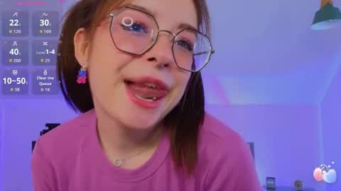 selenamills online show from May 8, 2:26 am