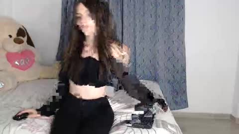 selene_110 online show from April 15, 2:23 am