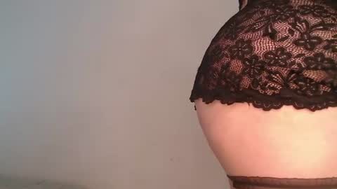 selene_rouse_ online show from July 23, 12:12 am