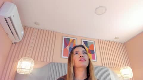 Snapshot of selene_tylor_ chatting on February 2, 6:20 pm Selene online show from February 2, 6:20 pm
